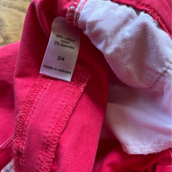 Maurice’s pink chino shorts size 3/4 - Picture 2 of 4